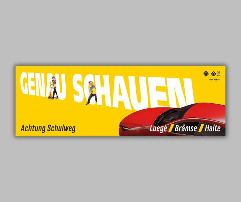 TCS Schulweg-Genau-Schauen-Banner-grauer Hintergrund-DE.webp