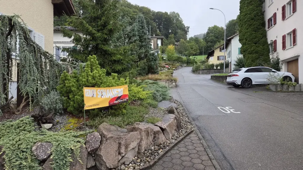 Kleines Mesh-Banner | GENAU SCHAUEN